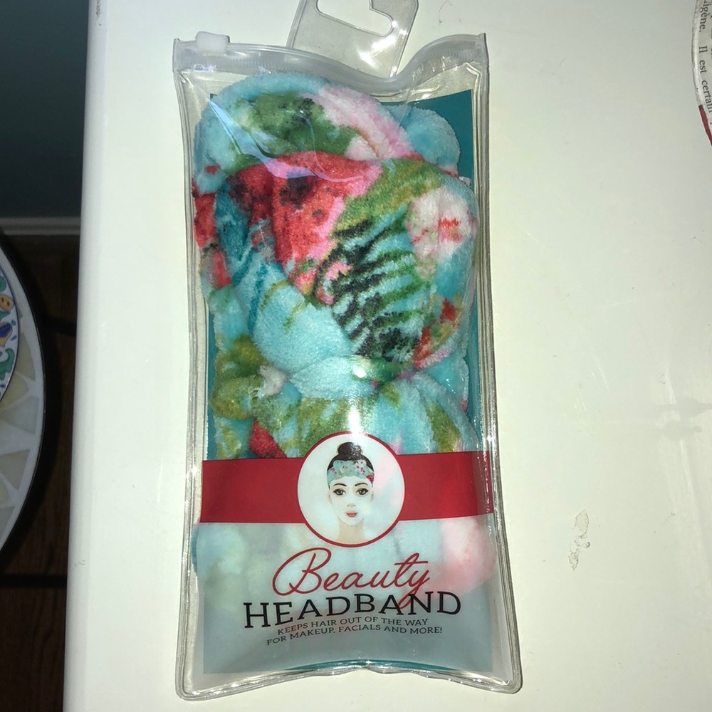 ⭐️ 4/$20 Revive “Beauty Headband”